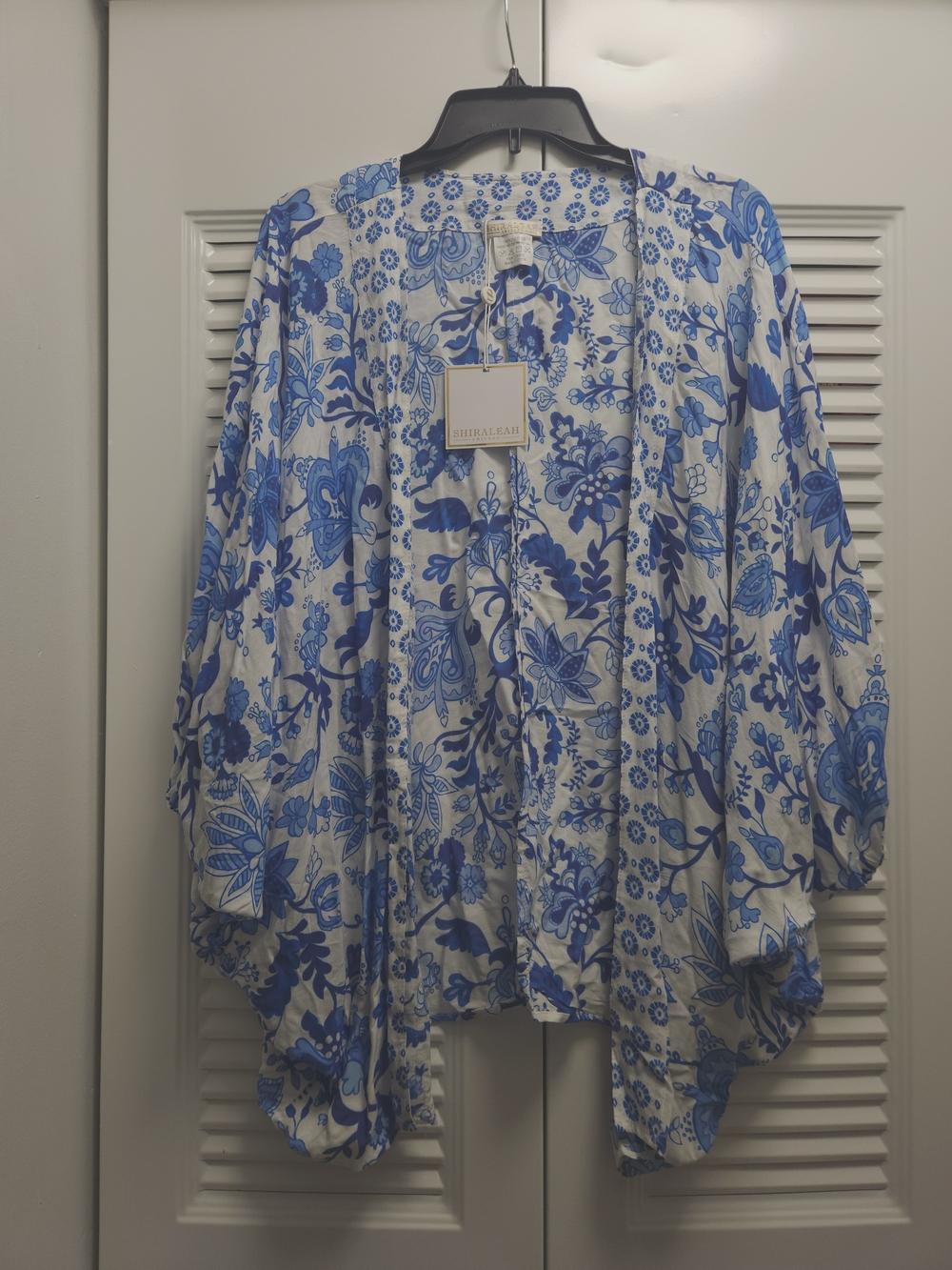Shiraleah Chicago Blue & White Floral Open-Front Duster NWT